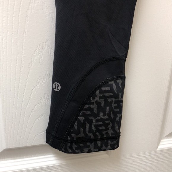Lululemon Inspire Crop II *Full-On Luxtreme - Picture 8 of 14